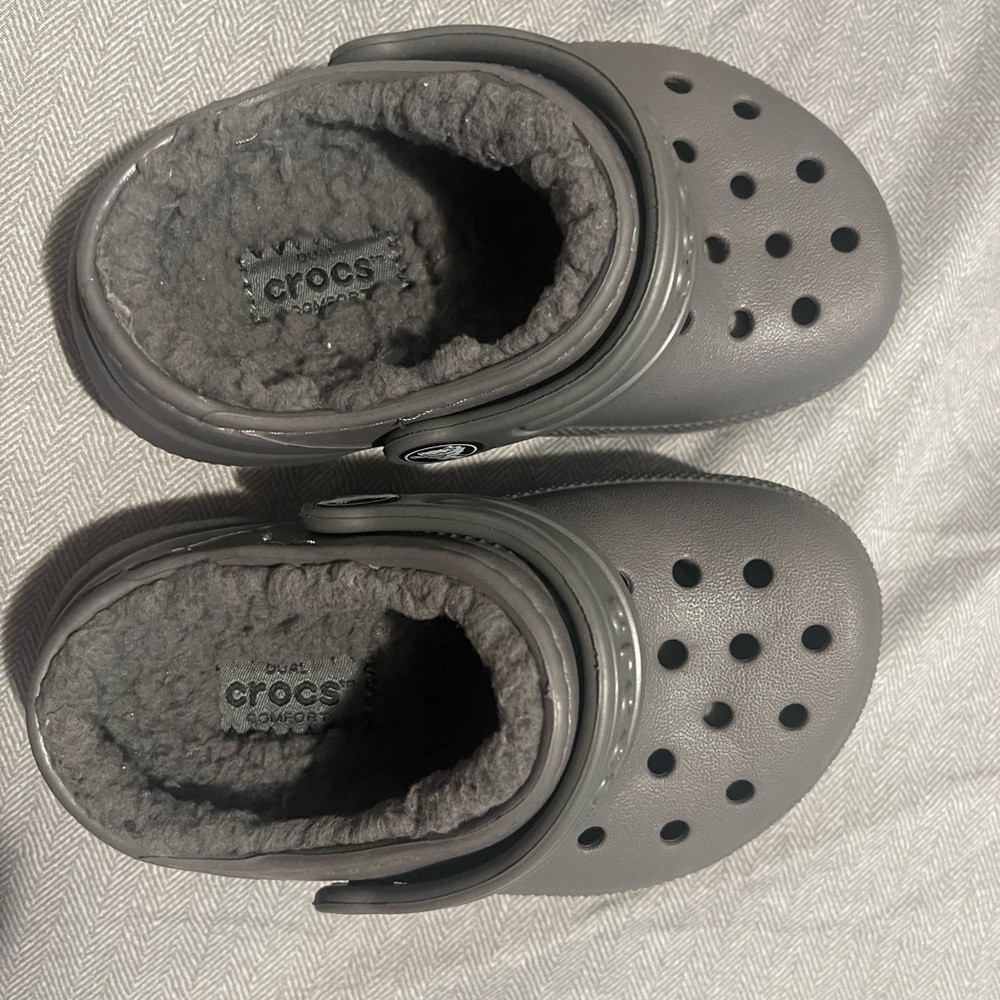 CROCS Kids Gray Fuzzy Lined Slippers
